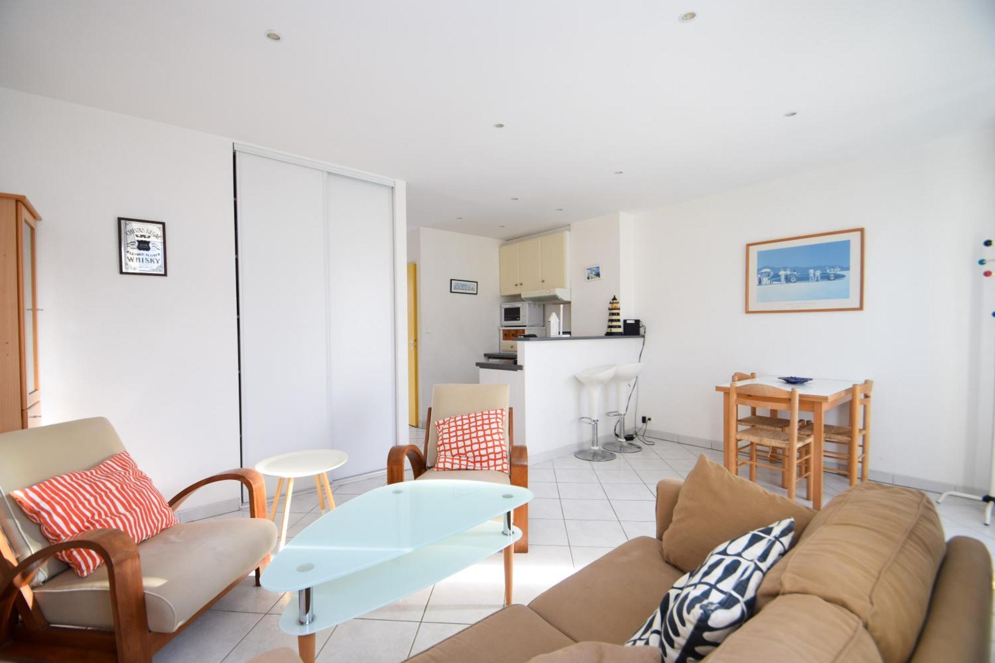 Appt 2 Pieces Confort 3 Pers Au Pied De La Sans Voiture Apartment Dinard